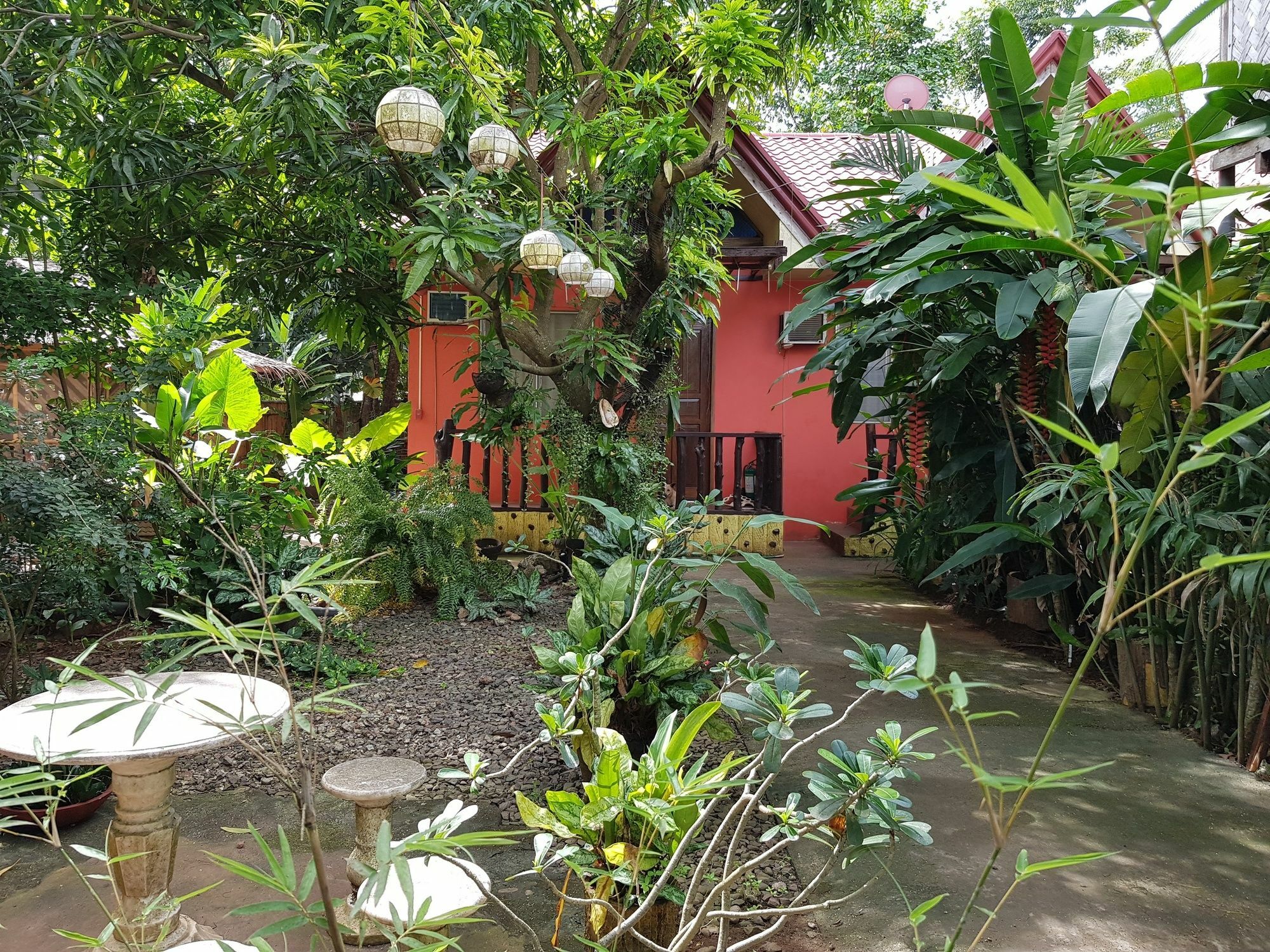 Villa Saturnina Puerto Princesa Luaran gambar